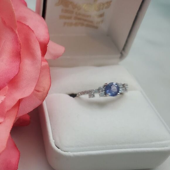 14K White Gold Vermeil Natural Blue Tanzanite Ring - Estate- Engagement Ring - Picture 2 of 5